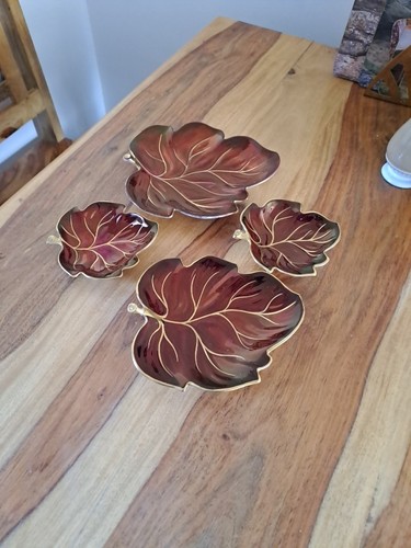 Carlton ware rouge royale pin - ware,