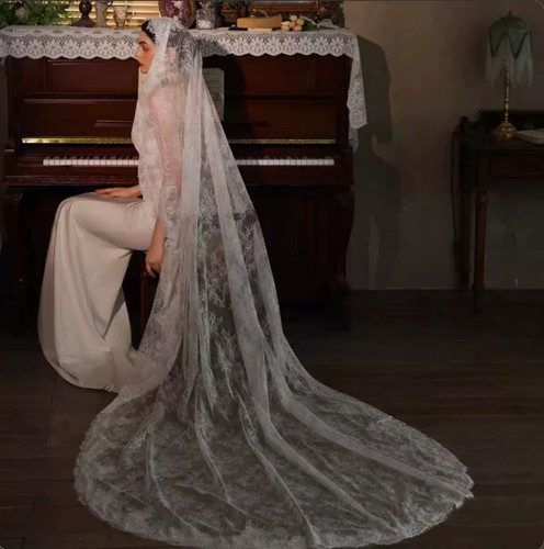 Bridal veil vintage super