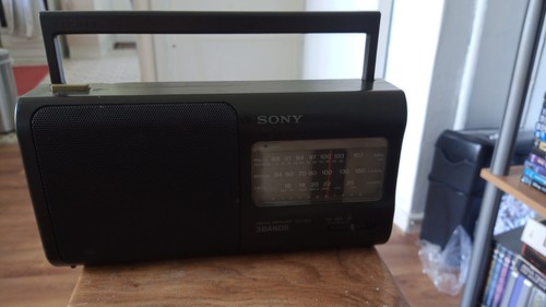 Sony icf 780l portable - portable, am/fm