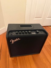 Fender Mustang LT25 used but