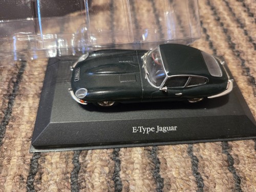 Jaguar type green atlas - green,