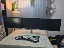 HP Compaq LE2002x Triple Screen Monitor with stand and Power Leads
