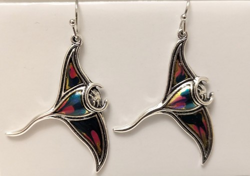 Pretty colourful enamel manta - pretty,