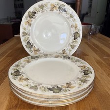 Royal Doulton Larchmont Set of