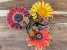 Daisy Flower With Butterfly