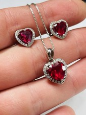 Silver necklace with red and