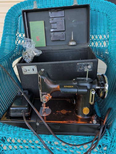 Vintage 1939 singer 221 - 1939,