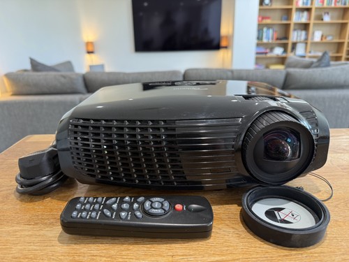 Optoma gt720 short throw 500 - gt720, 2,500