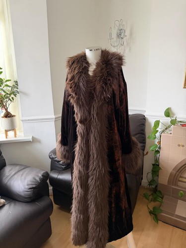 Zara velvet printed faux fur - printed,