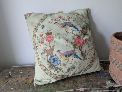 Pretty cushion cover - cushion, filled