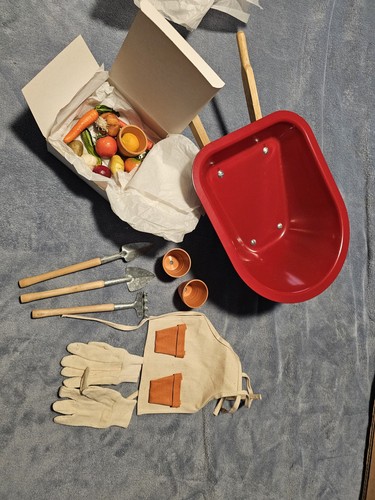 Radio flyer kid wheelbarrow - radio,