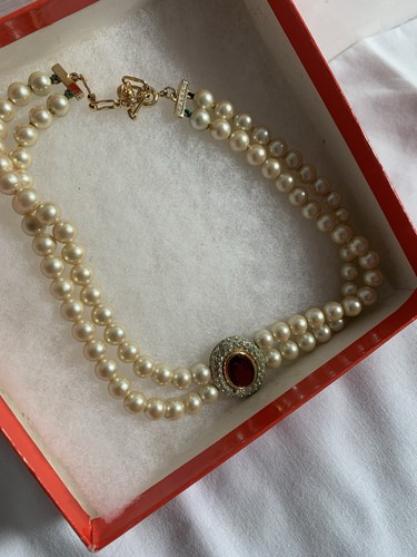 Vintage pearl choker - pearl,
