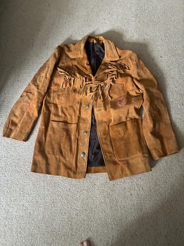 Dances with wolves film - wolves, suede