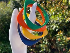 Vintage guitar pick stacking Bangle set mid century flying saucer 6.5 cm