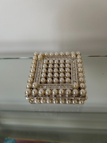 Small decorative - (5.5cmx5.5cm),