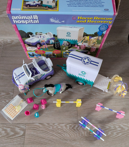 Vintage 1998 animal hospital - vintage,