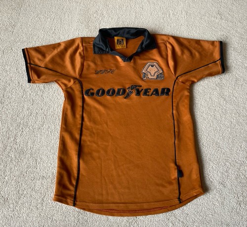 Wolves 2001 2002 home - 2001/2002,