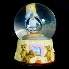 Snow Globe/Waterball  Nursery