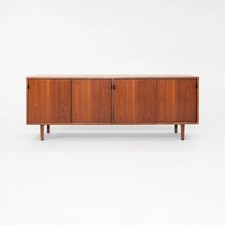 1950s Florence Knoll Credenza in Solid Walnut with Leather Pulls and Walnut Legs