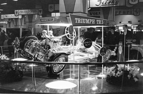 Triumph tr3 running - triumph, and