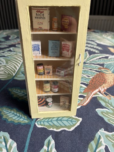 Dolls house pantry - 1:12,