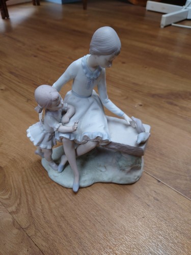 Nao lladro figurine mother - figurine,
