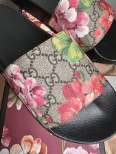 Gucci Floral GG Supreme Slides