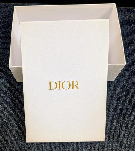 Dior white gift box - dior,