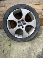 Volkswagen Golf GTI 17”