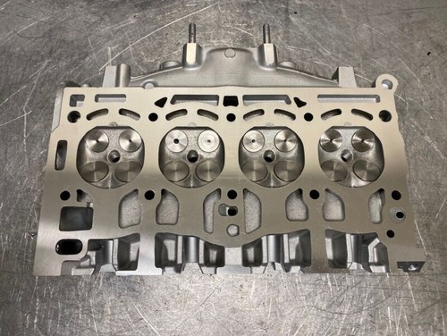 Reconditioned cylinder head - head, vw