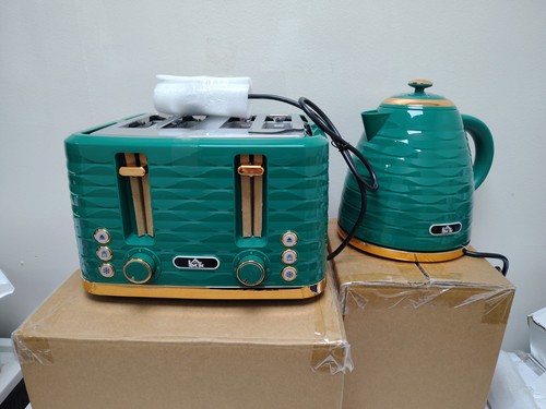 Homcom kettle and toaster set - and,