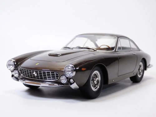 Diecast model of - 1/18,