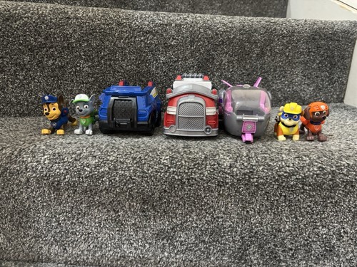 Paw patrol toy - paw,