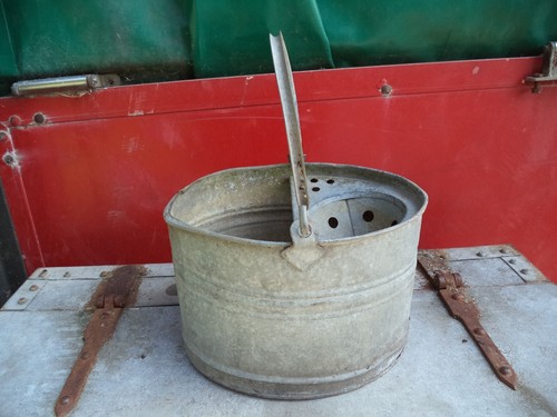 Vintage galvanized mop - vintage, bucket