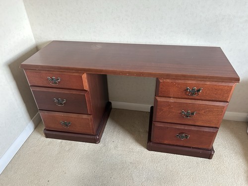 Traditional mahogany