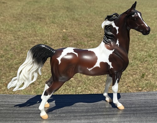 Breyer livingston saddlebred - breyer,