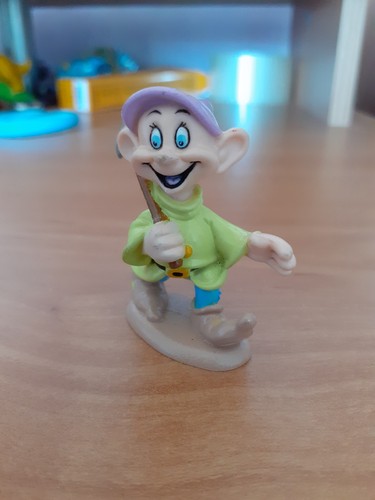 Disney mattel mini dopey snow - disney,