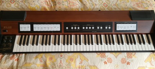 Roland 200 classic organ - classic,
