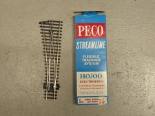 Peco E91X Small Radius Right Point OO Gauge