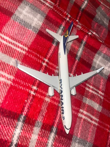 Ryan air boeing 737 - , scale