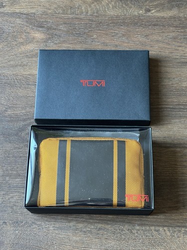 Tumi mini pouch - tumi,