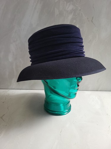 Vintage first avenue - vintage, navy