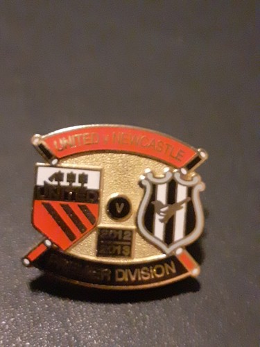 Newcastle united football pin - newcastle,