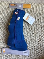 Equilibrium Equi-Chaps Close