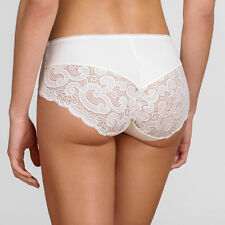 Ladies PLAYTEX Invisible Elegance BRIEFS Knickers Panties CREAM Ivory Lace SMALL