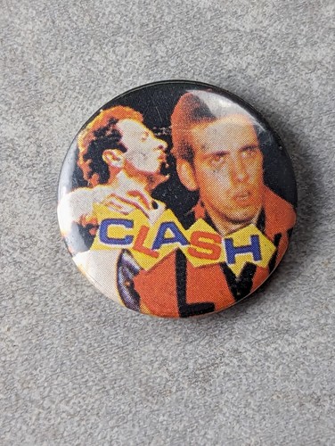 Vintage 80s the clash pin - clash,
