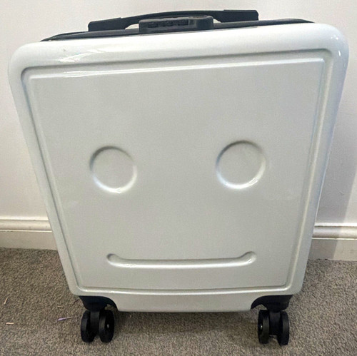 Smiley face small cabin - face,