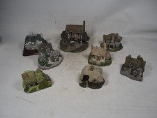 Joblot of 8 Cottages -