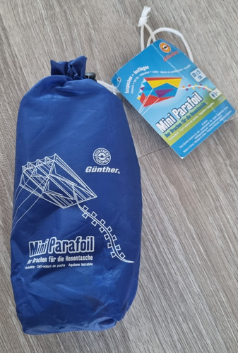 Gunther mini parafoil kite - gunther,