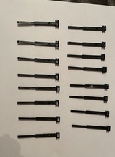 16 x Hornby Trackside Fence Track Clips